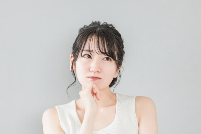 LAVAリンパリフレッシュヨガの口コミ・評判を気にする女性